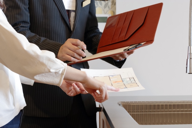 不動産売却の内見を成功させるコツ｜流れと当日の対応、購入希望者の心を掴む準備のアイキャッチ