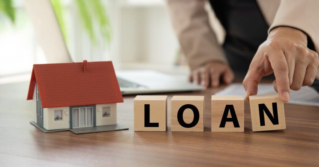 2-5相続した家に住宅ローンが…任意売却の手順と相続放棄との判断基準を解説